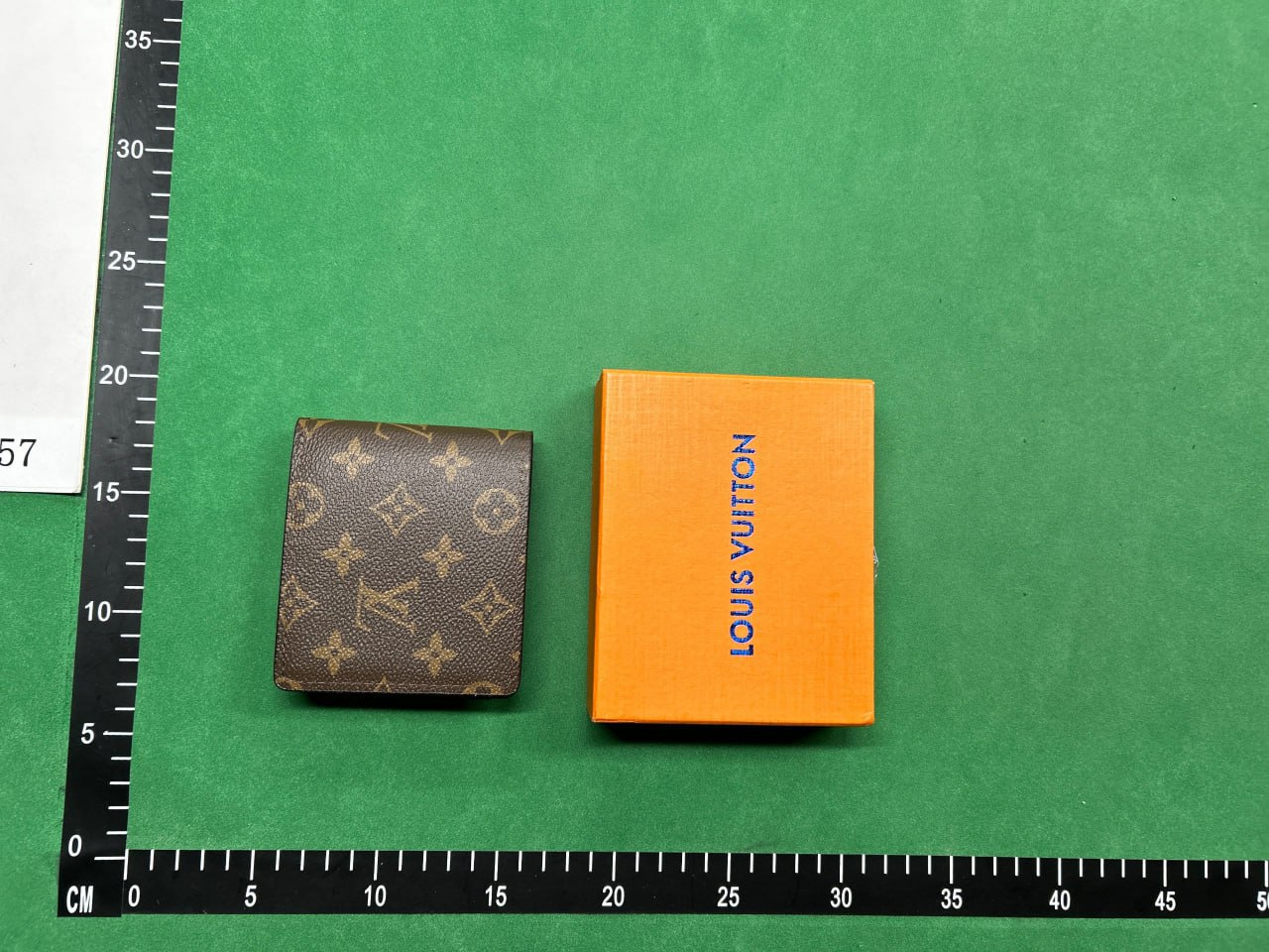  LOUIS VUITTON  wallet 
