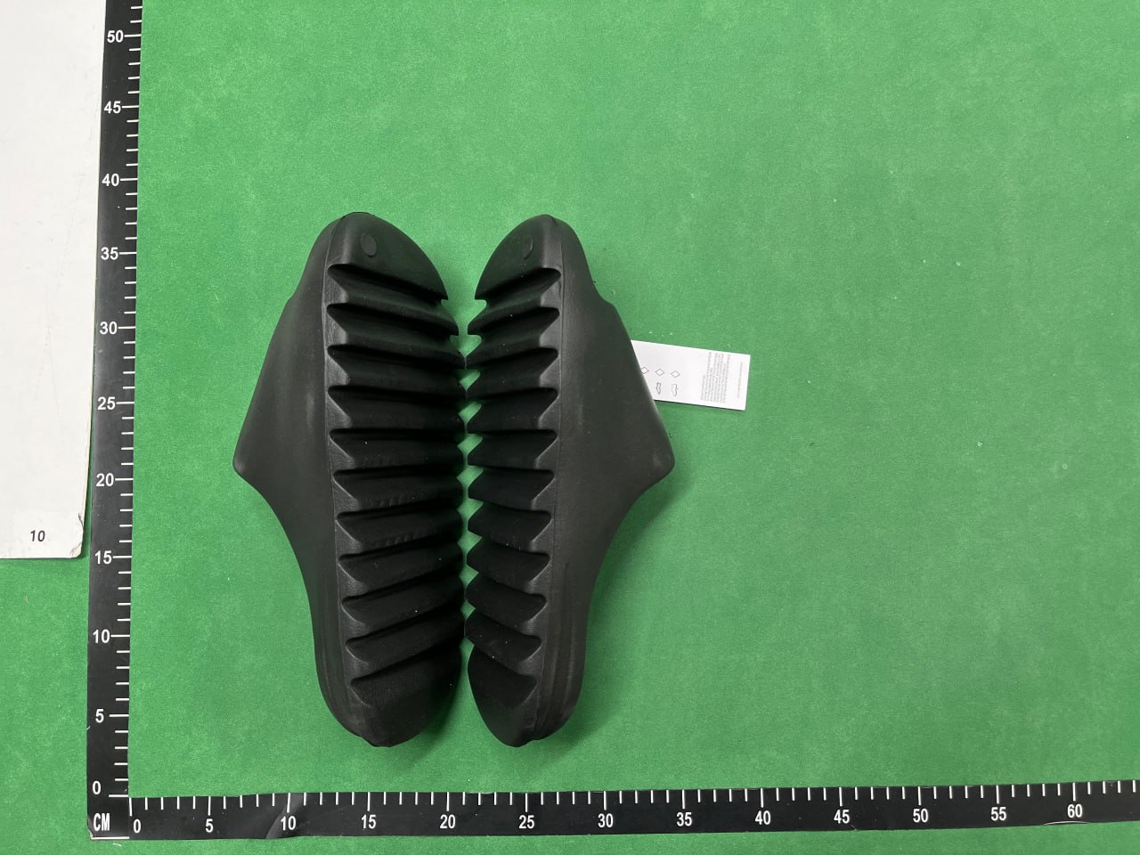 Adidas Yeezy Slide                                                                                                            Adidas Yeezy Slide                                                        