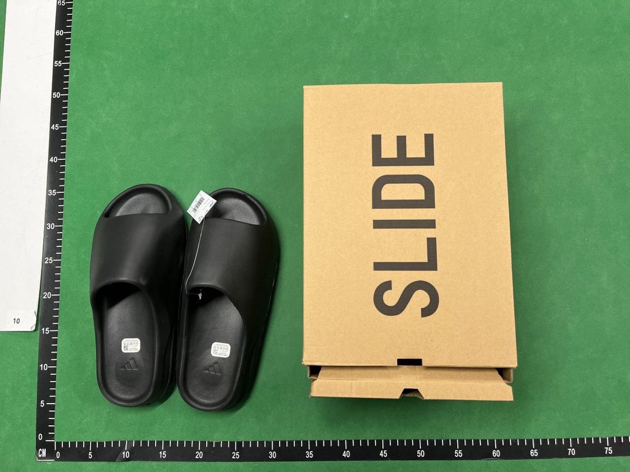 Adidas Yeezy Slide                                                                                                            Adidas Yeezy Slide                                                        