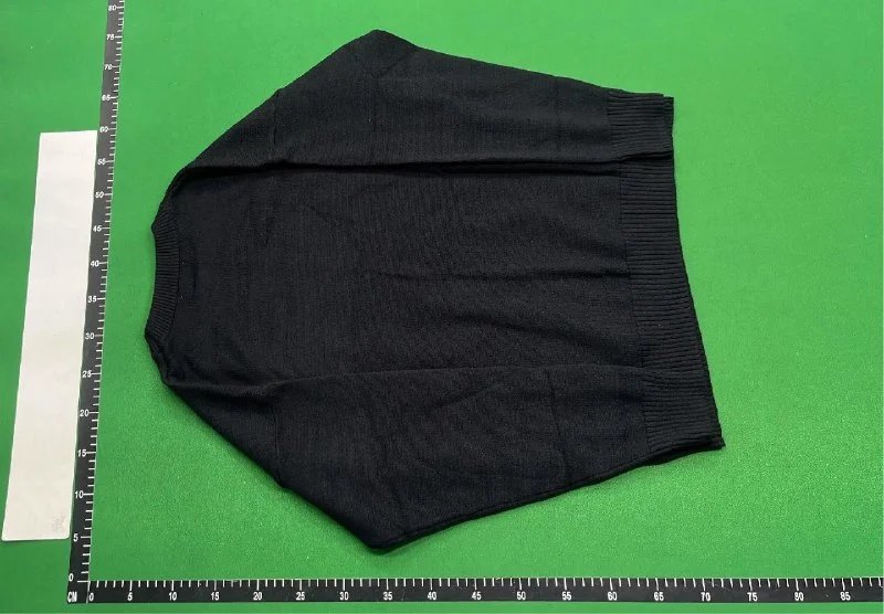 AMI Sweaters（40+ Styles）