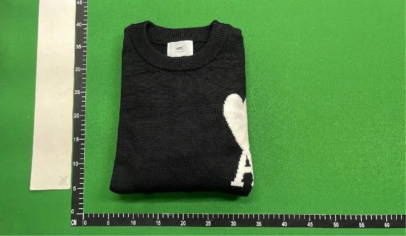 AMI Sweaters（40+ Styles）