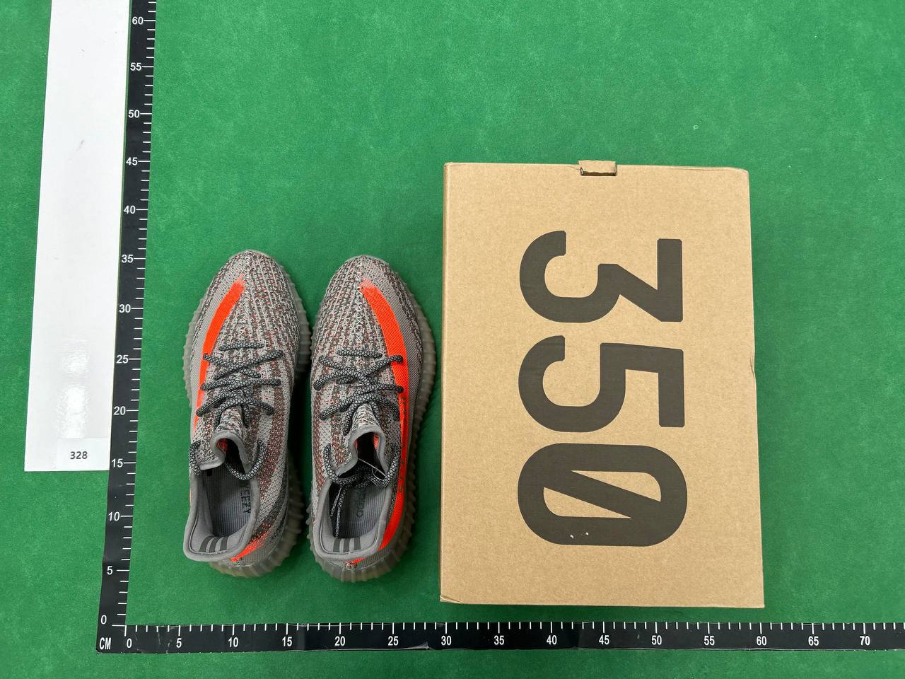 yeezy 350  ( 20 colors )