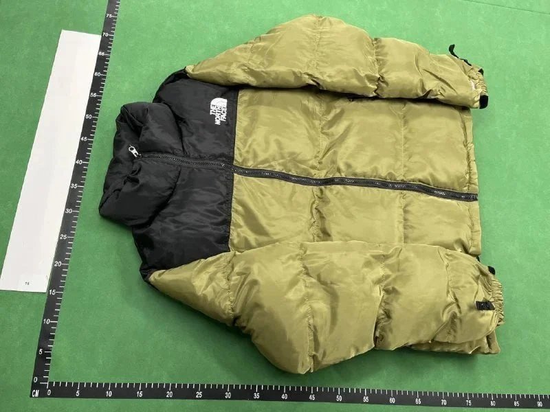 THE NORTH FACE JACKET