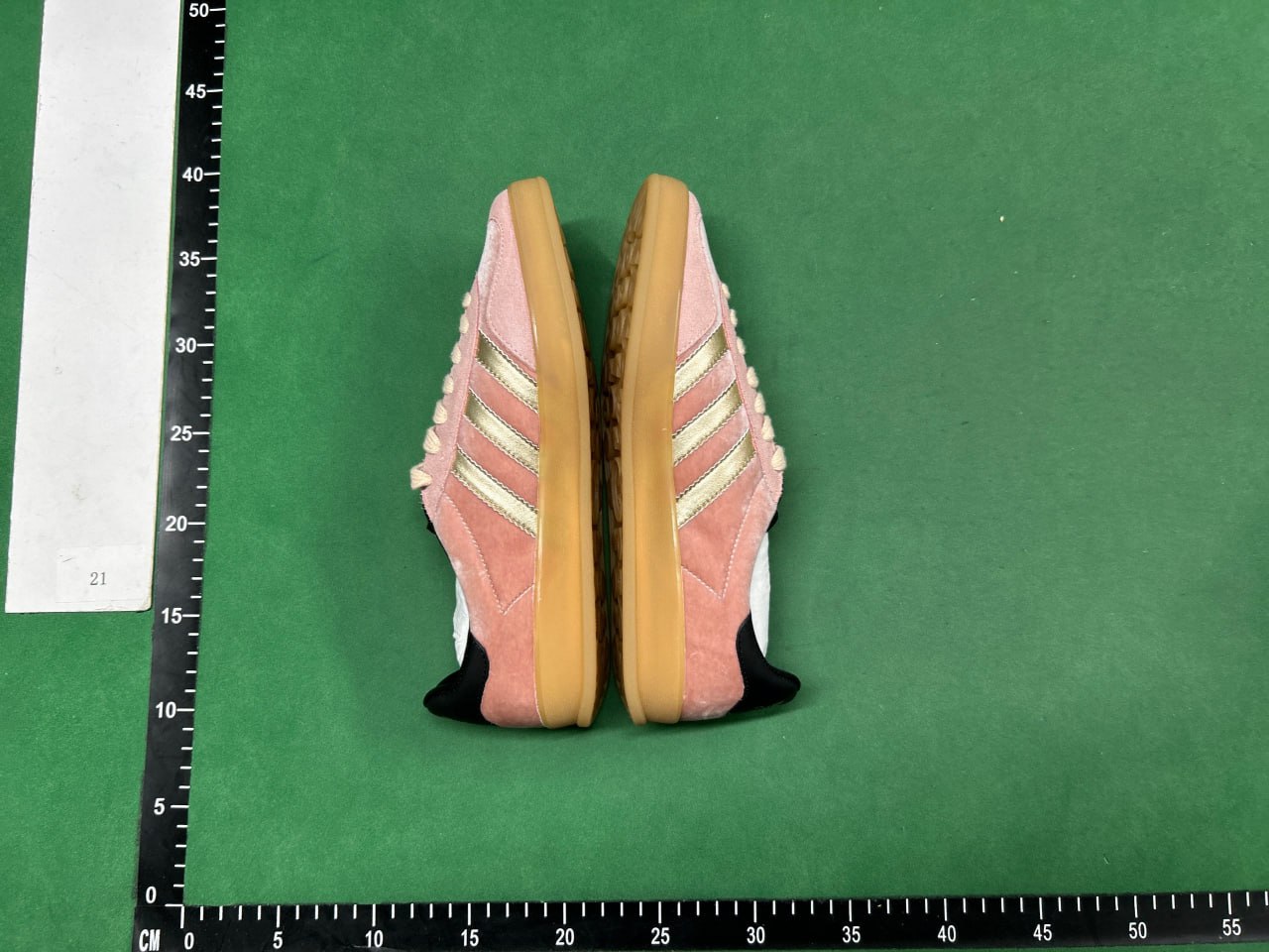 Gucci x Adidas                                                                                              