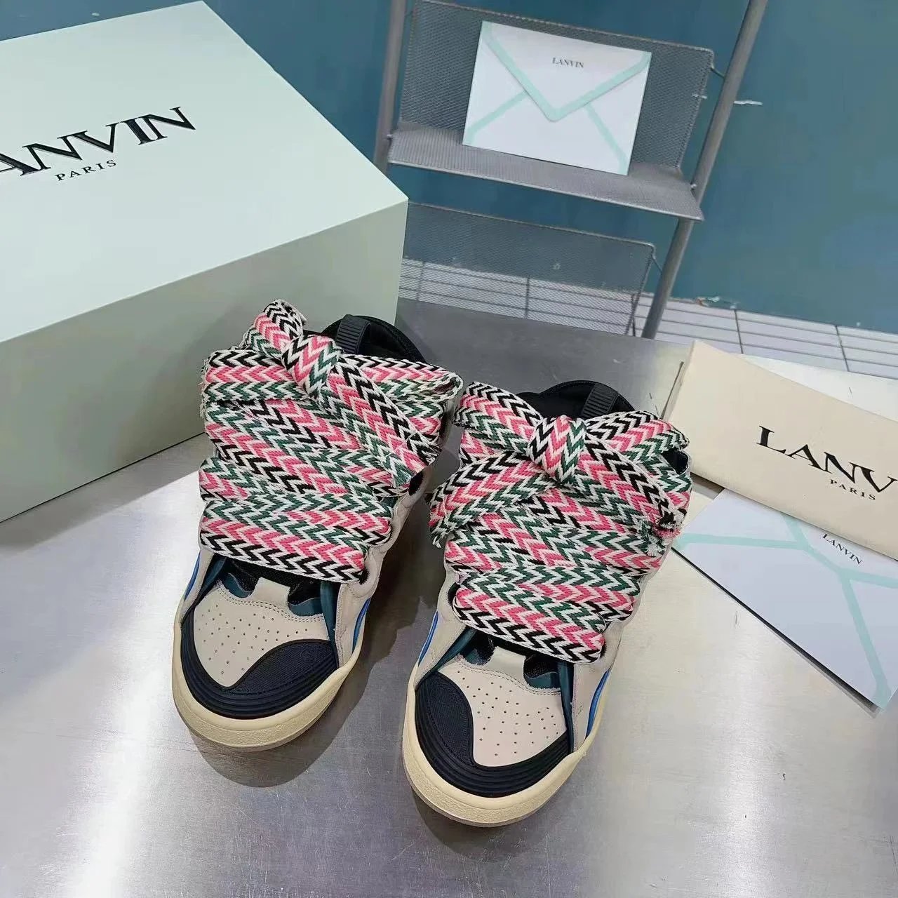 LANVIN