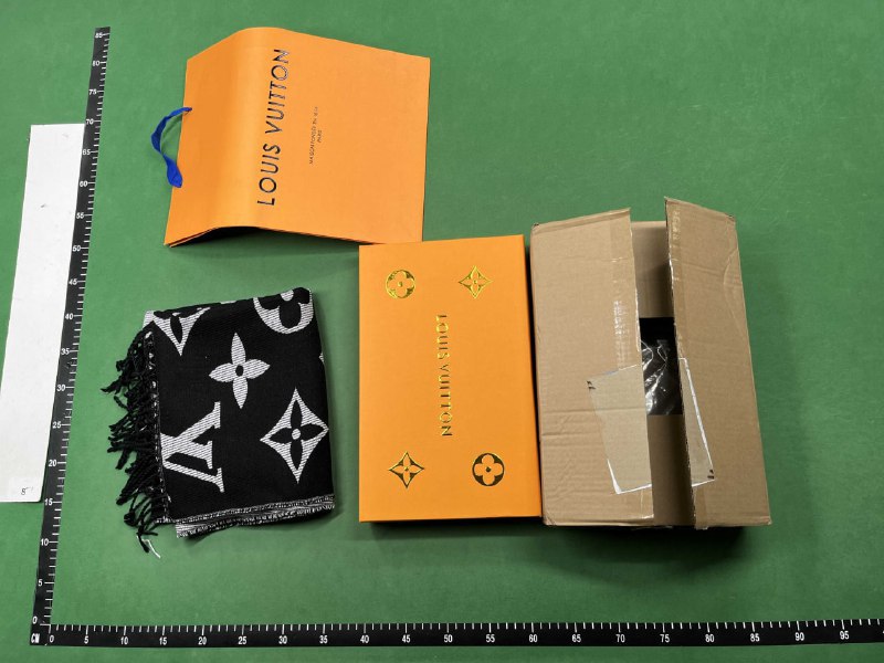 1:1 original LV Louis Vuitton Scarf