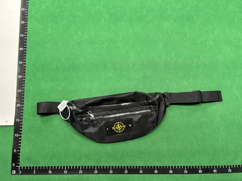 Stone island bag  (23 CP)
