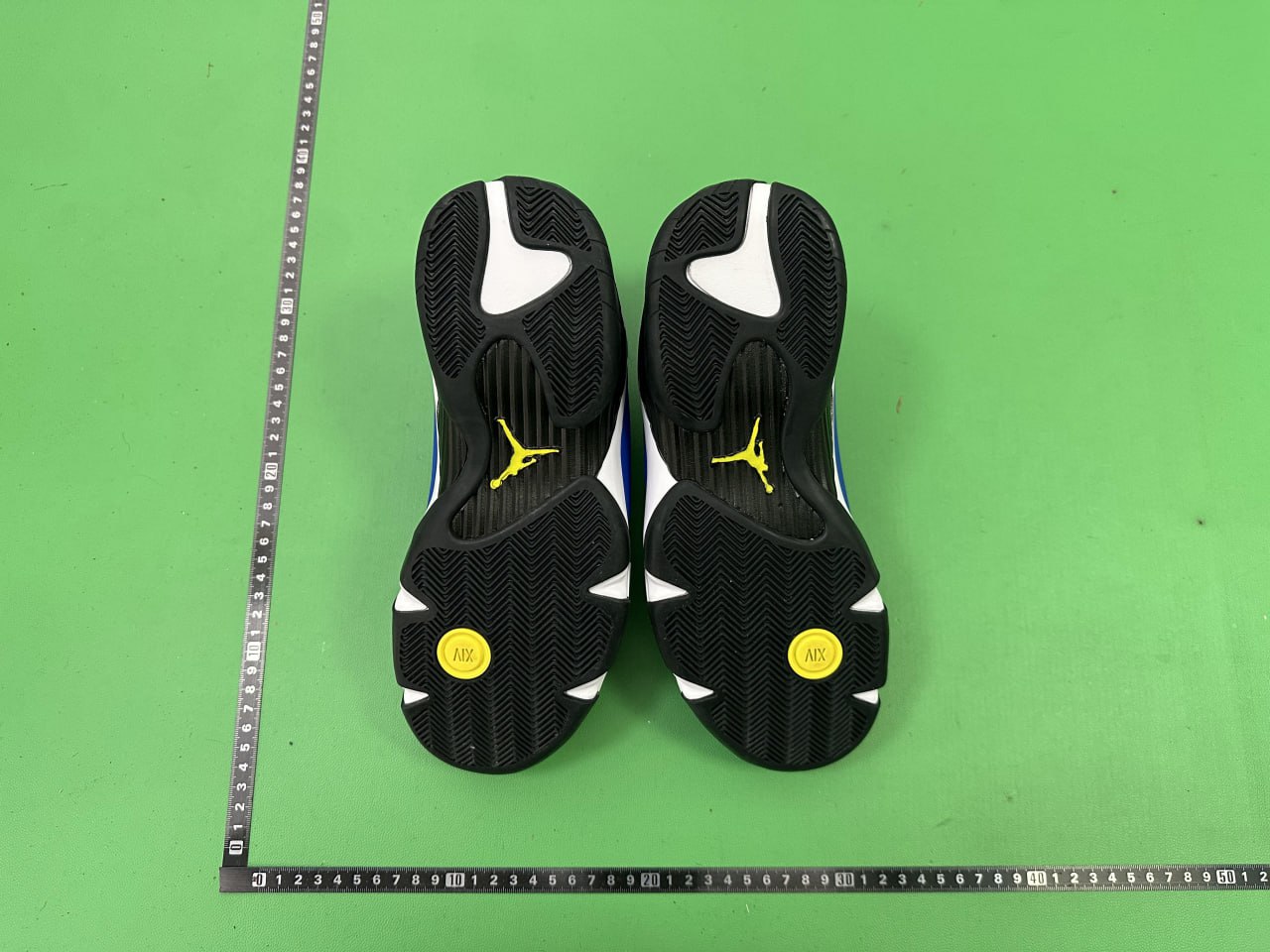  NIKE AIR JORDAN 14