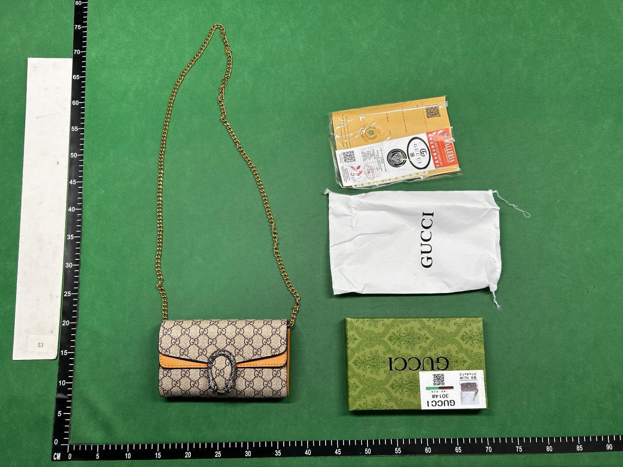  Gucci genuine leather bag
