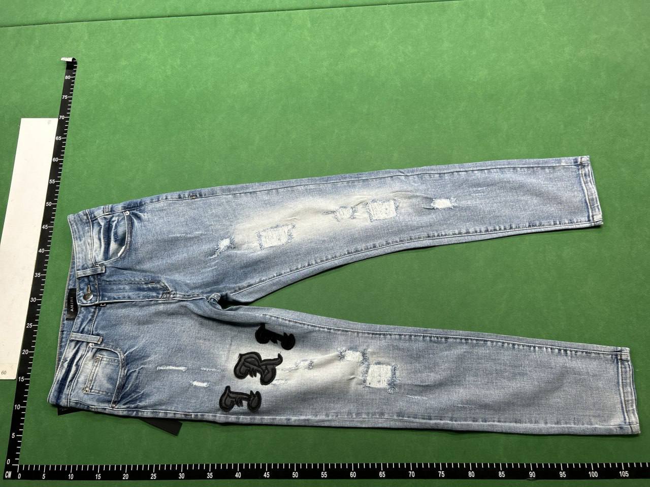 Ami Jeans