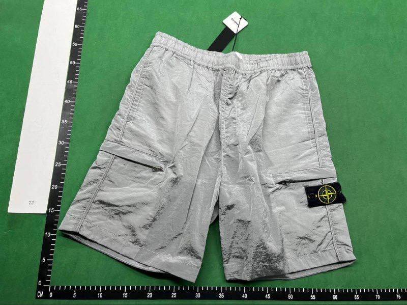 Stone Island Shorts  (35+)