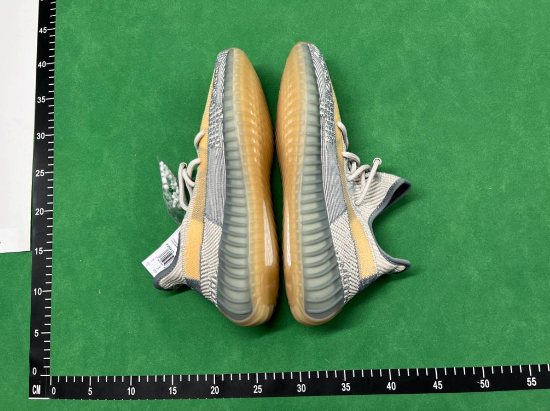  Yeezy Boost 350