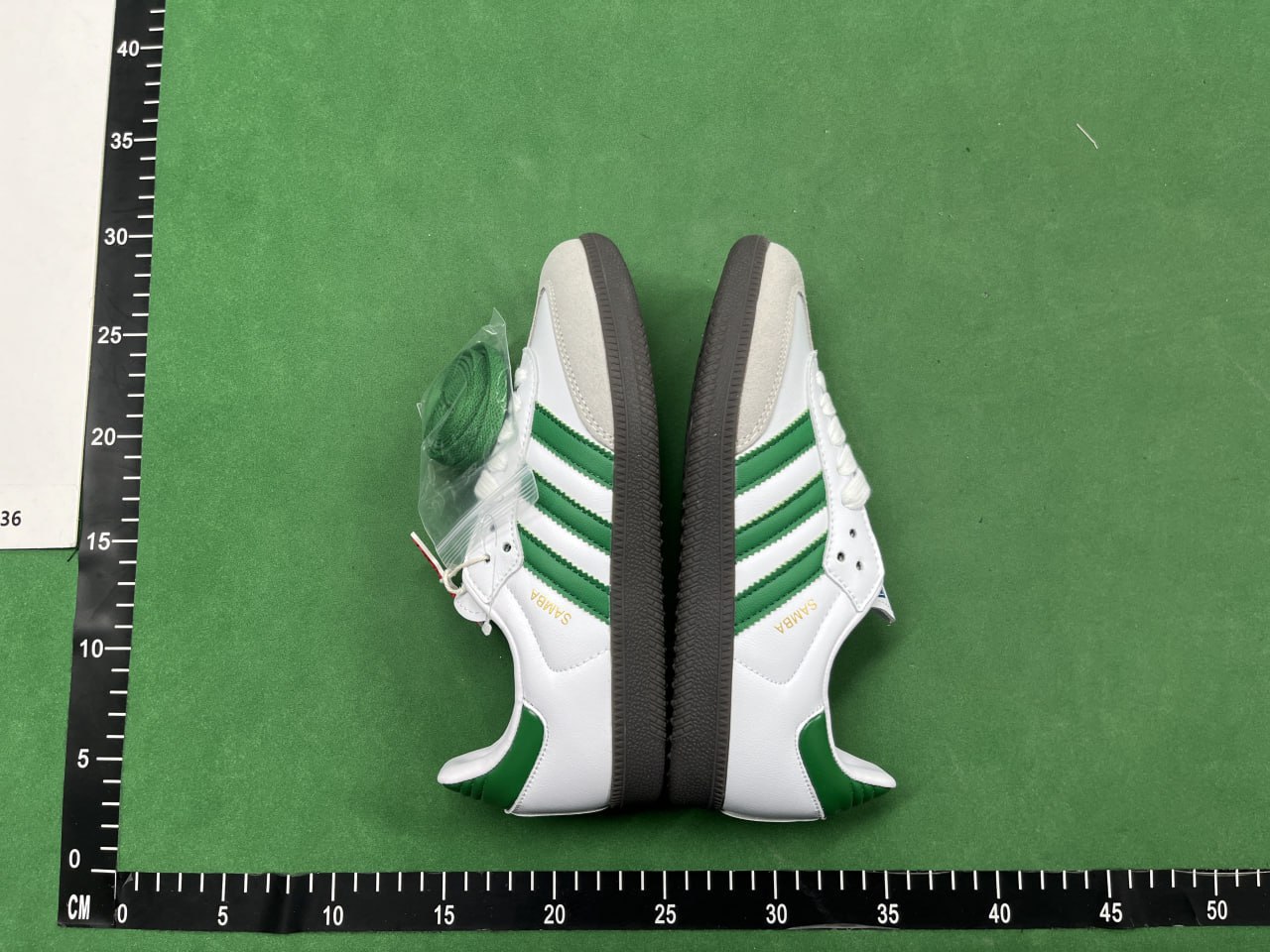 BF  adidas Gazelle lndoor