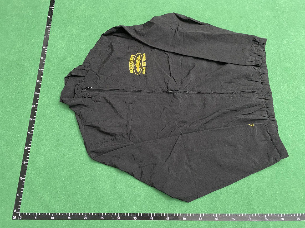 corteiz jacket   (40 CP)