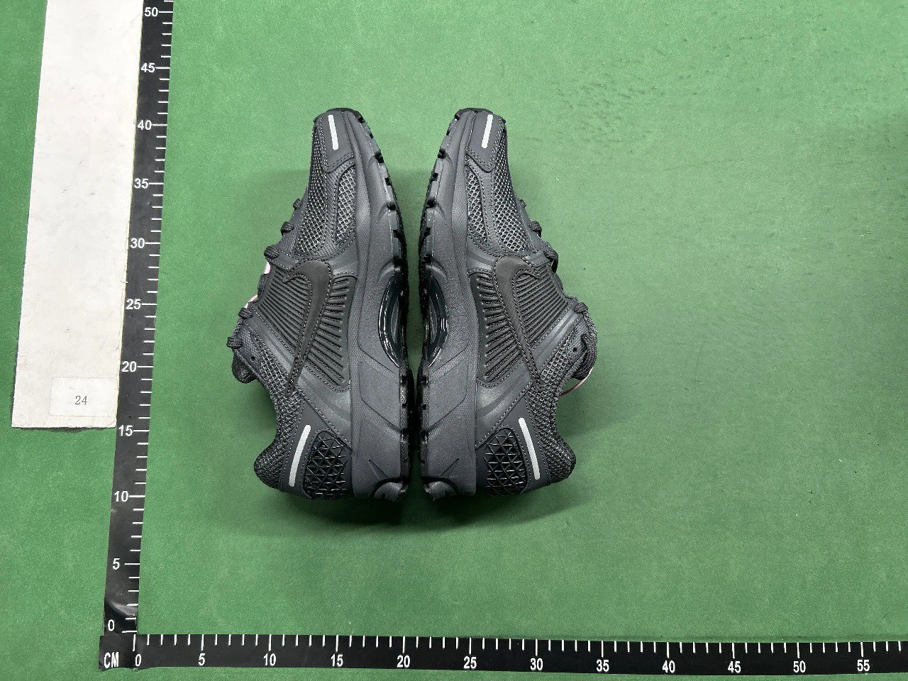 Nike Zoom Vomero 5 collection