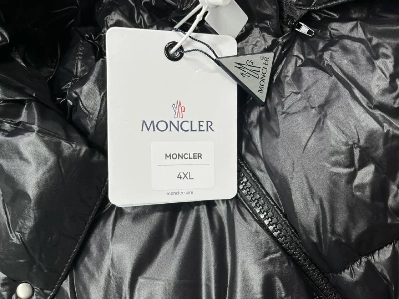 MONCLER vest