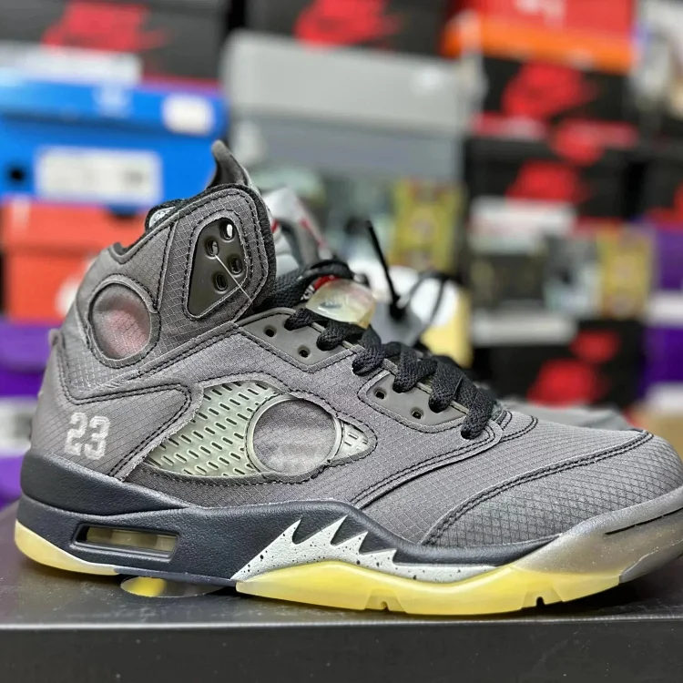 Air Jordan 5                                                                                        