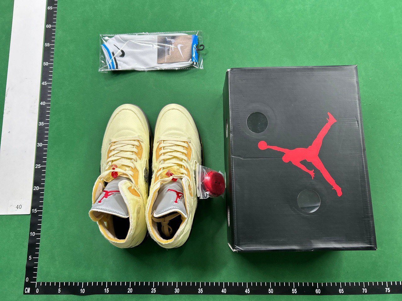 Air Jordan 5                                                                                                                                                                            
