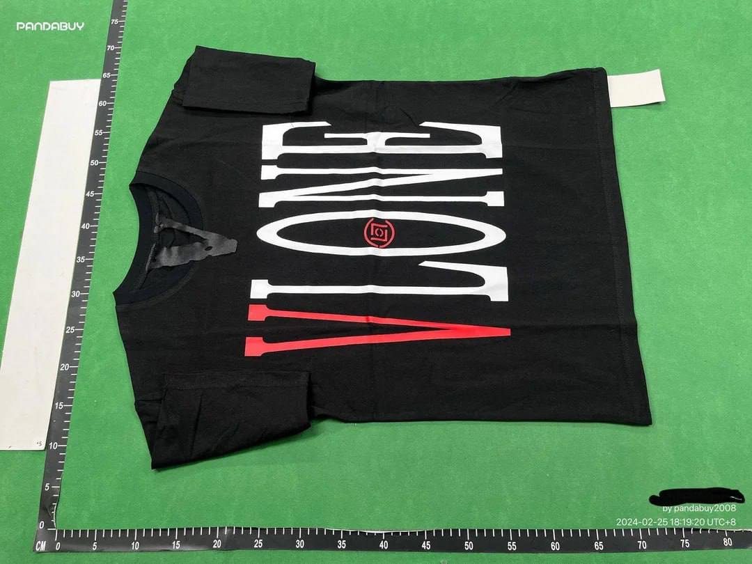 VLONE T-Shirt