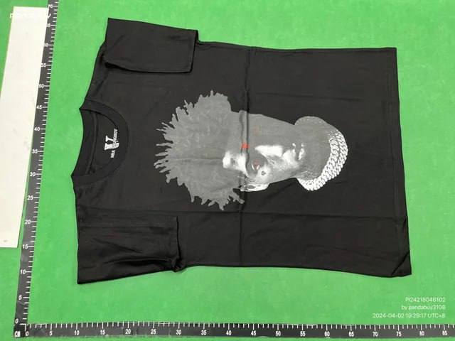 VLONE T-Shirt