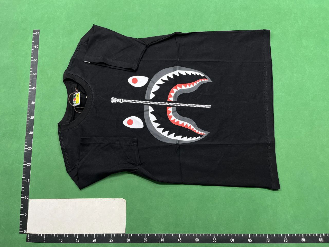 Bape T-shirt  (40 CP)
