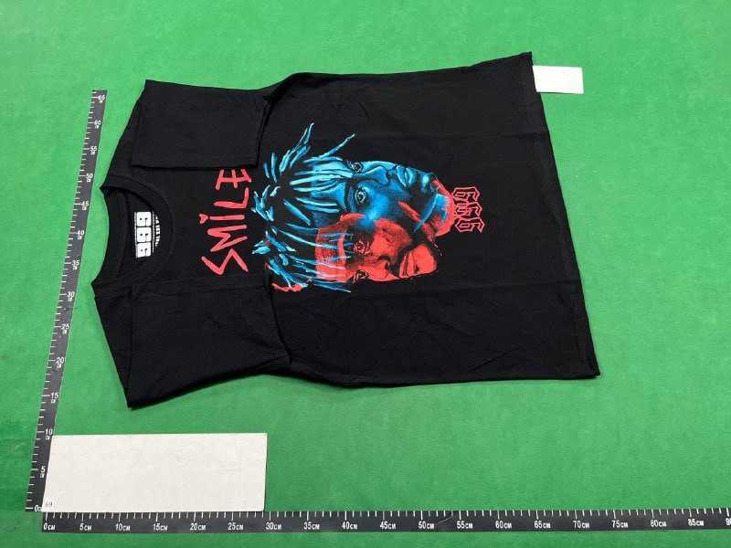 Vlone tee  (40 CP)