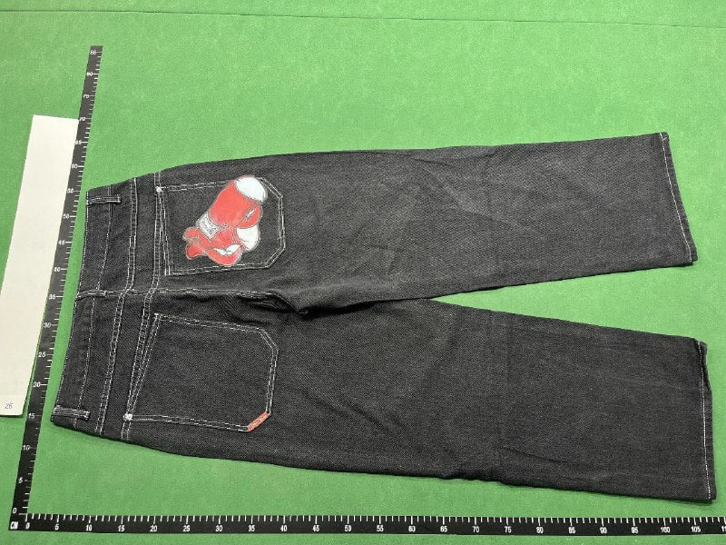 Jnco jeans  (20 CP)