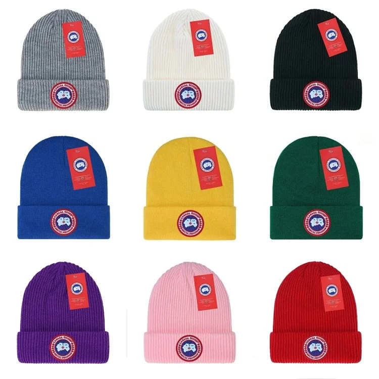 Canada goose hat  (29 CP)
