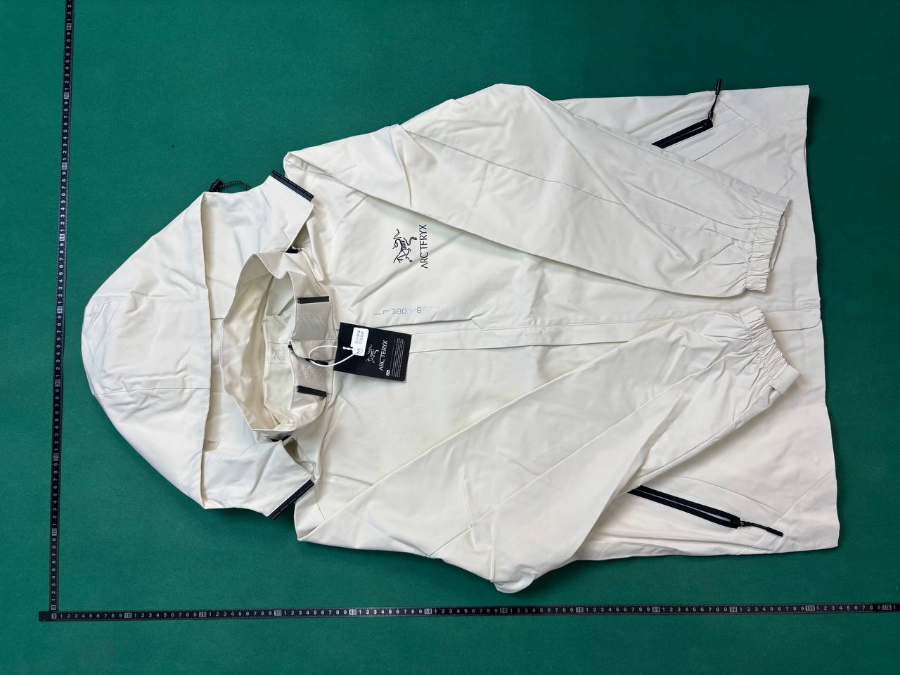 ARC'TERYX Jackets