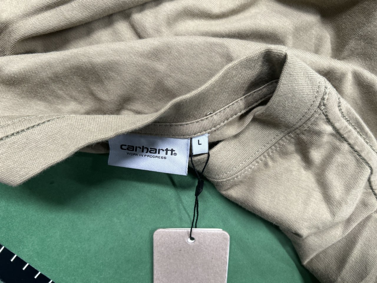 Carhartt T-shirt