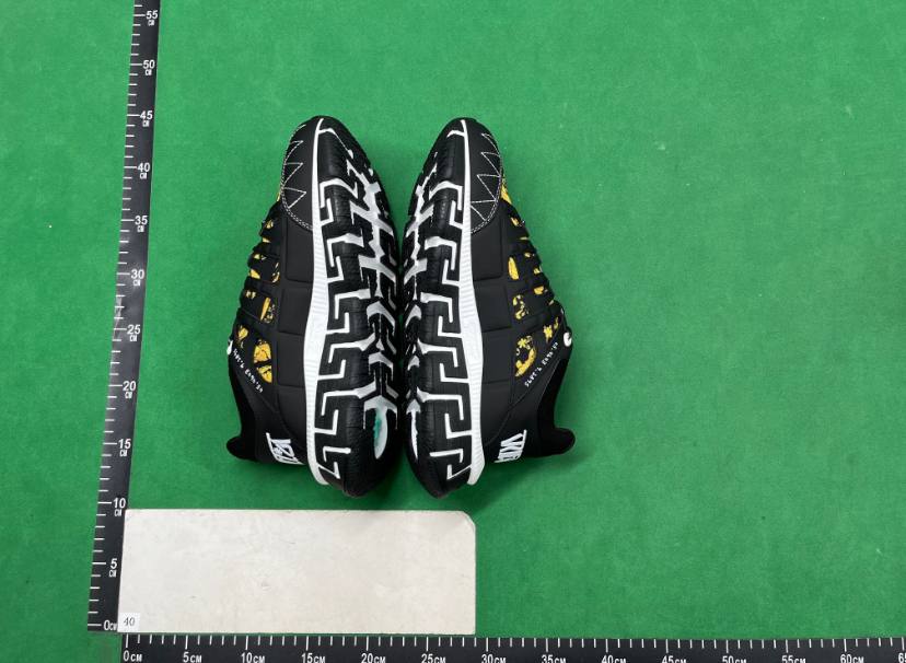 Versace Trigreca Low-Top Sneakers               