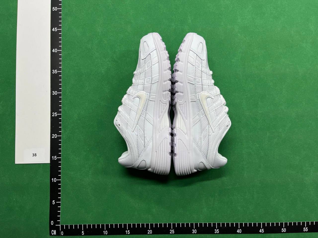  Nike P6000
