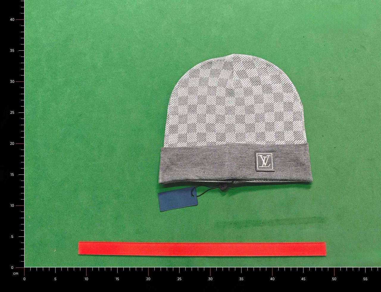  Louis Vuitton hat