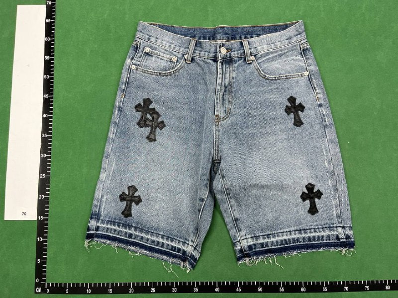Chrome hearts denim shorts  (25 CP)