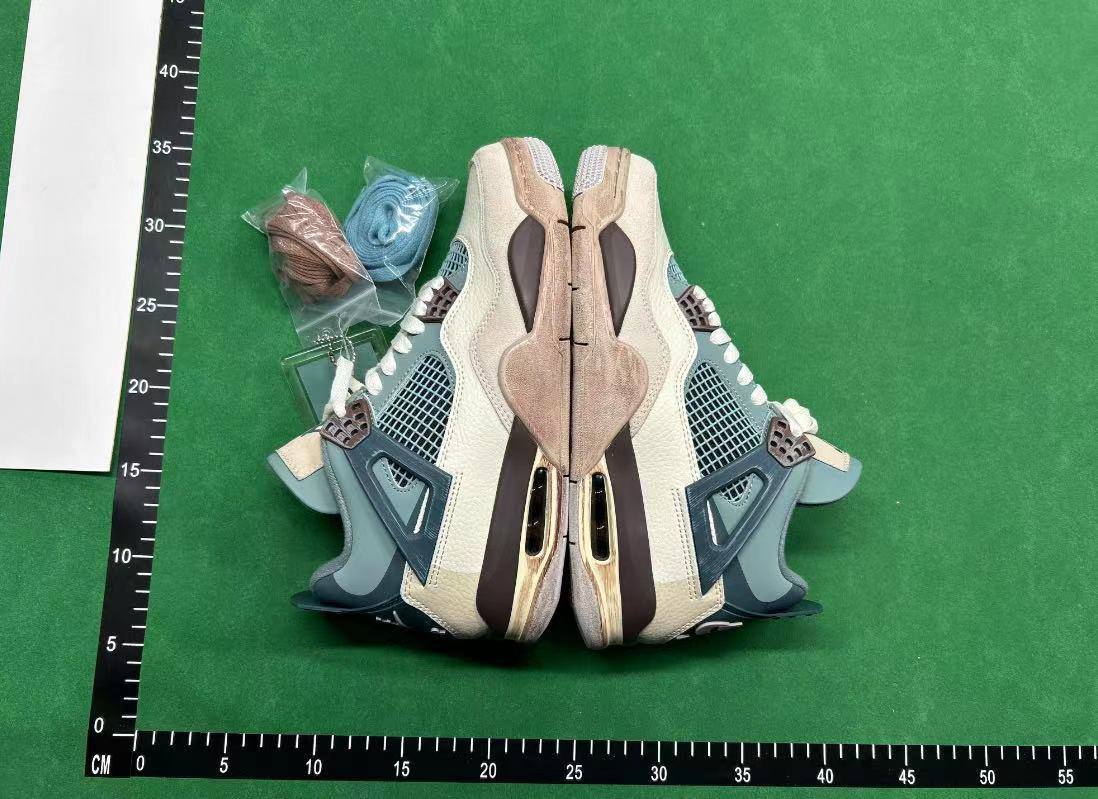    JORDAN 4 (all)