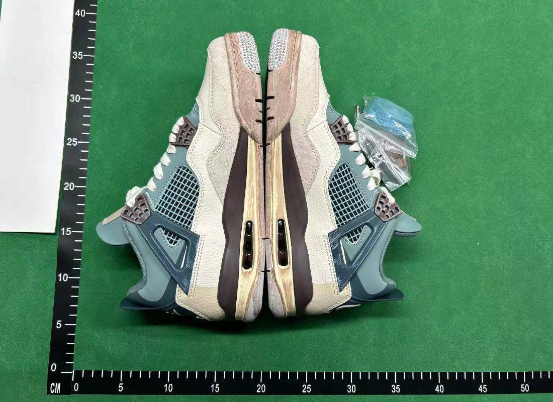    JORDAN 4 (all)