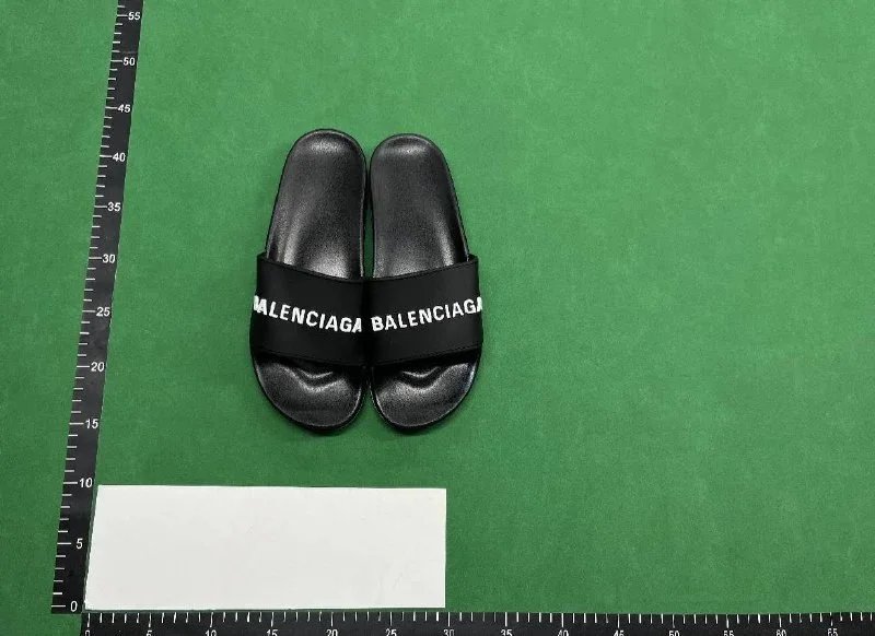 Balenciaga Slippers( 16 + styles)