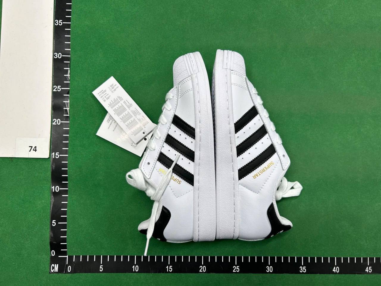 Adidas campus