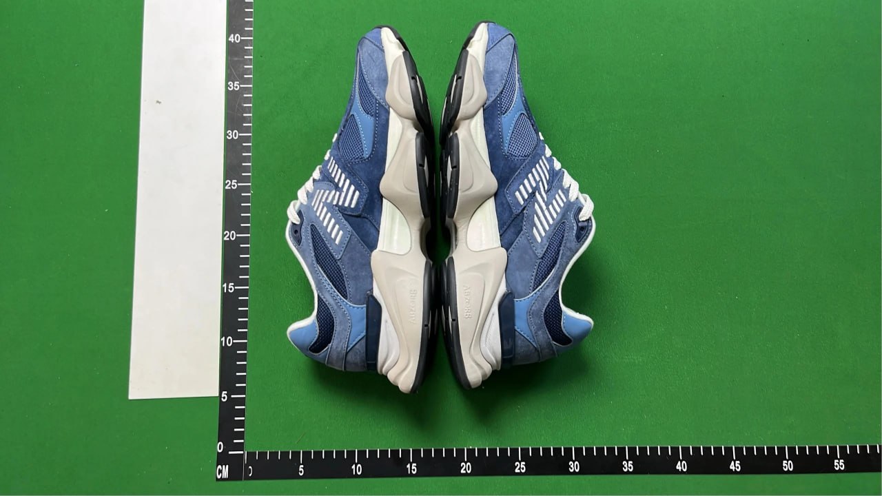 NEW BALANCE 9060