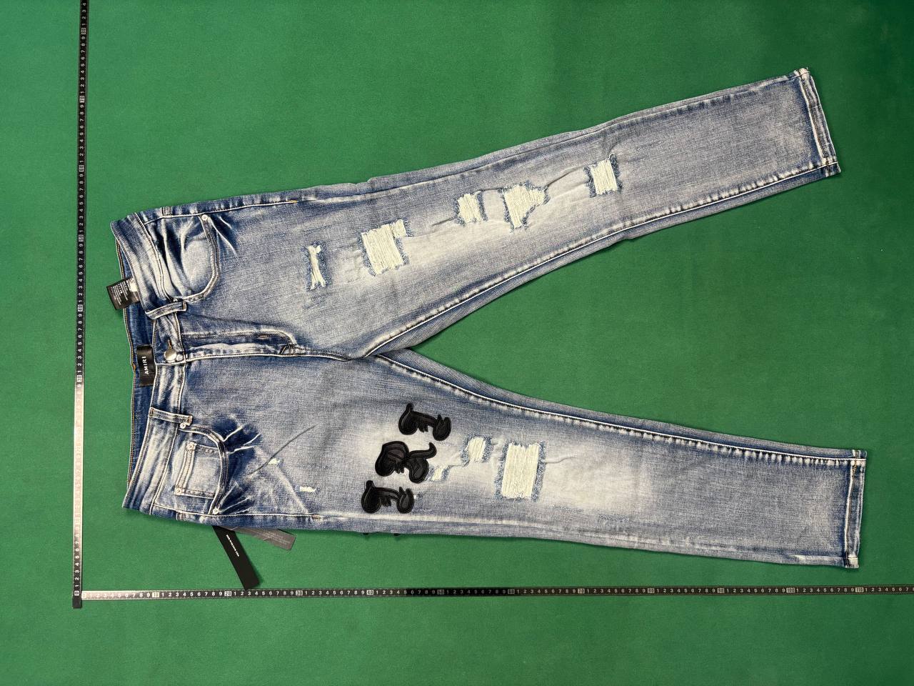  Amiri Jeans