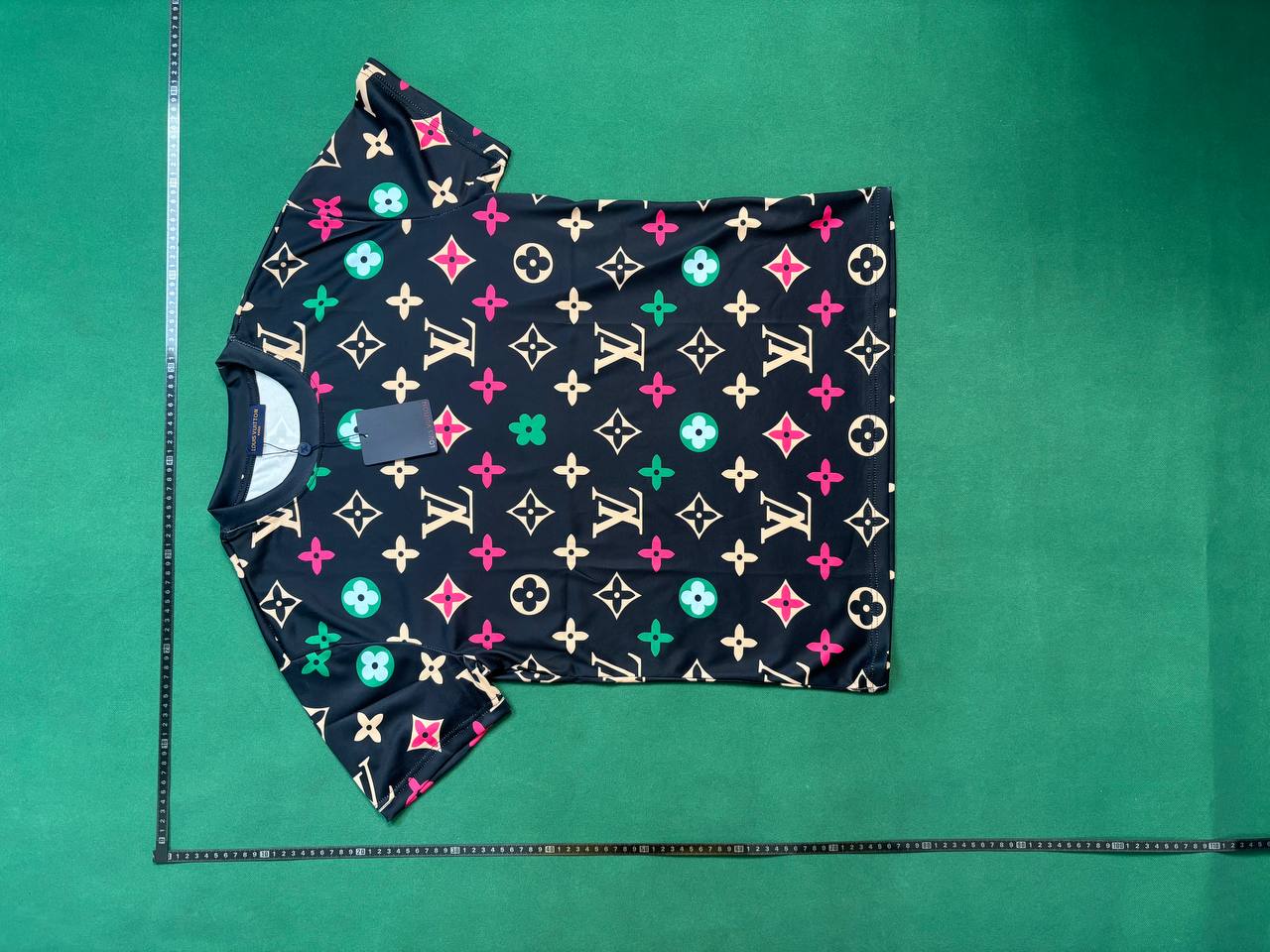   LV-T-Shirt