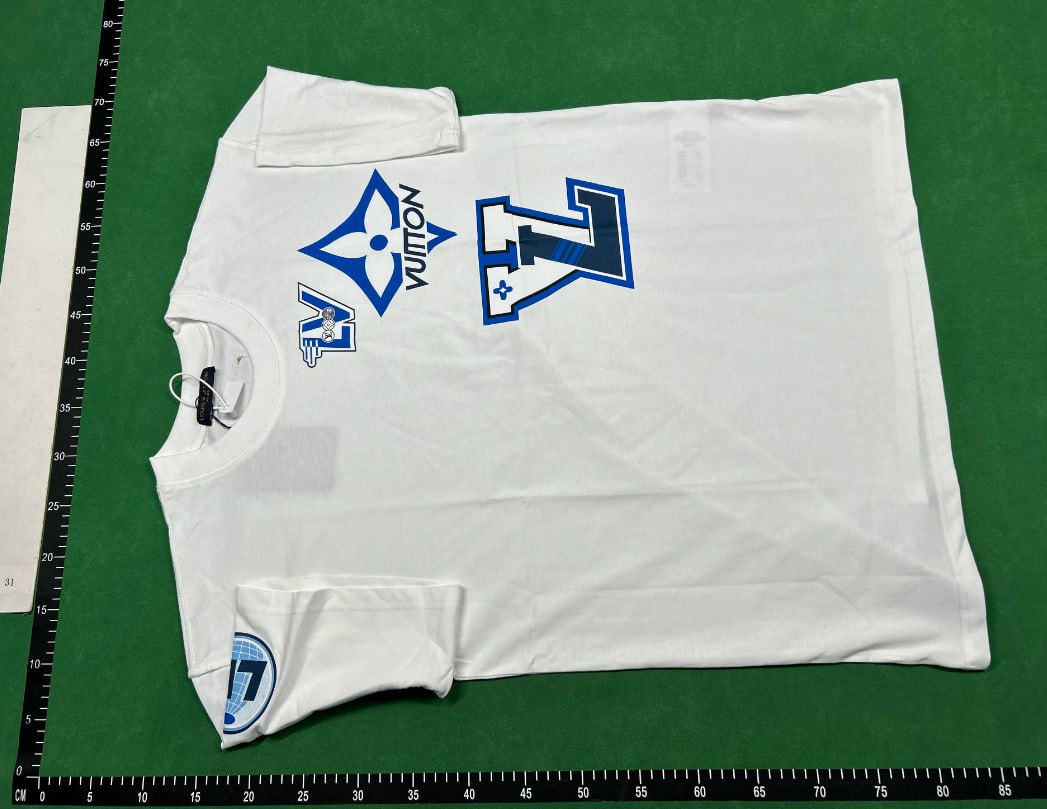   LV-T-Shirt