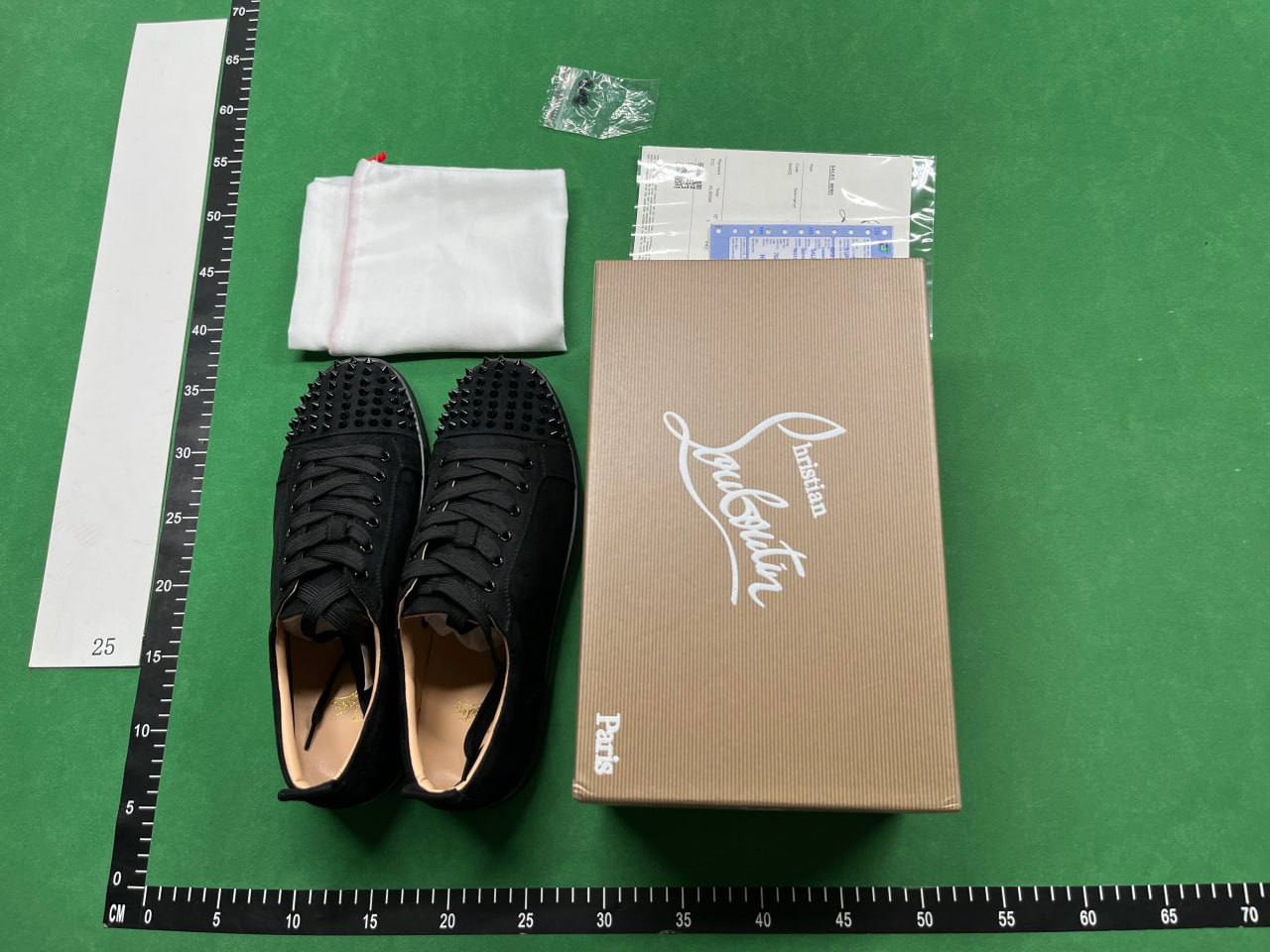  Christian Louboutin（40 style OG）
