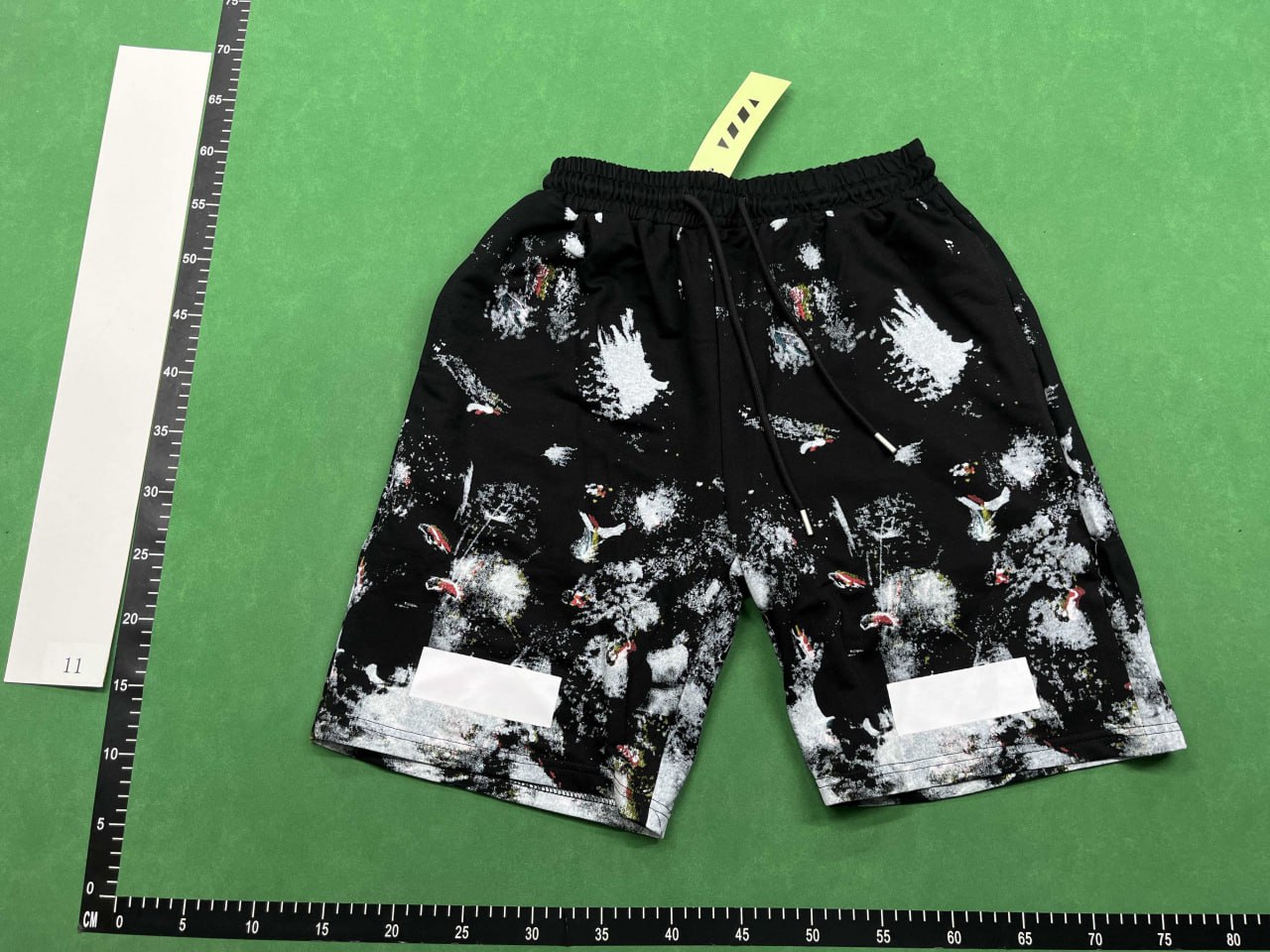  Off-White Shorts