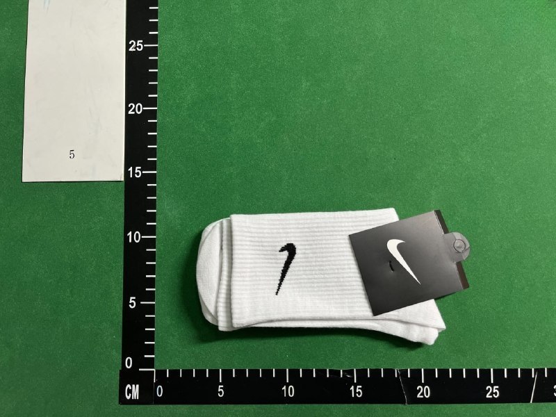 Nike socks ( 18 + styles)