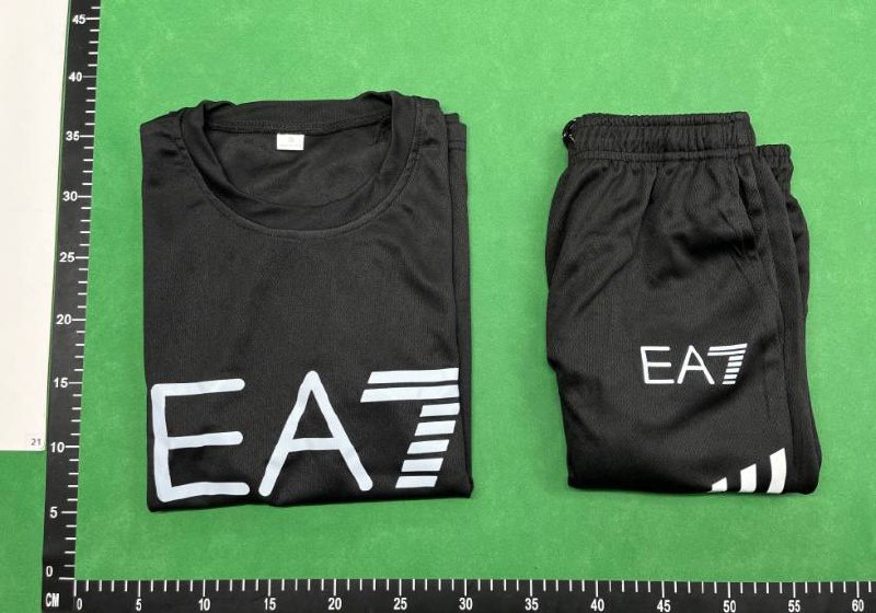  EA7 Short Sleeve Set/t-shirt/shorts