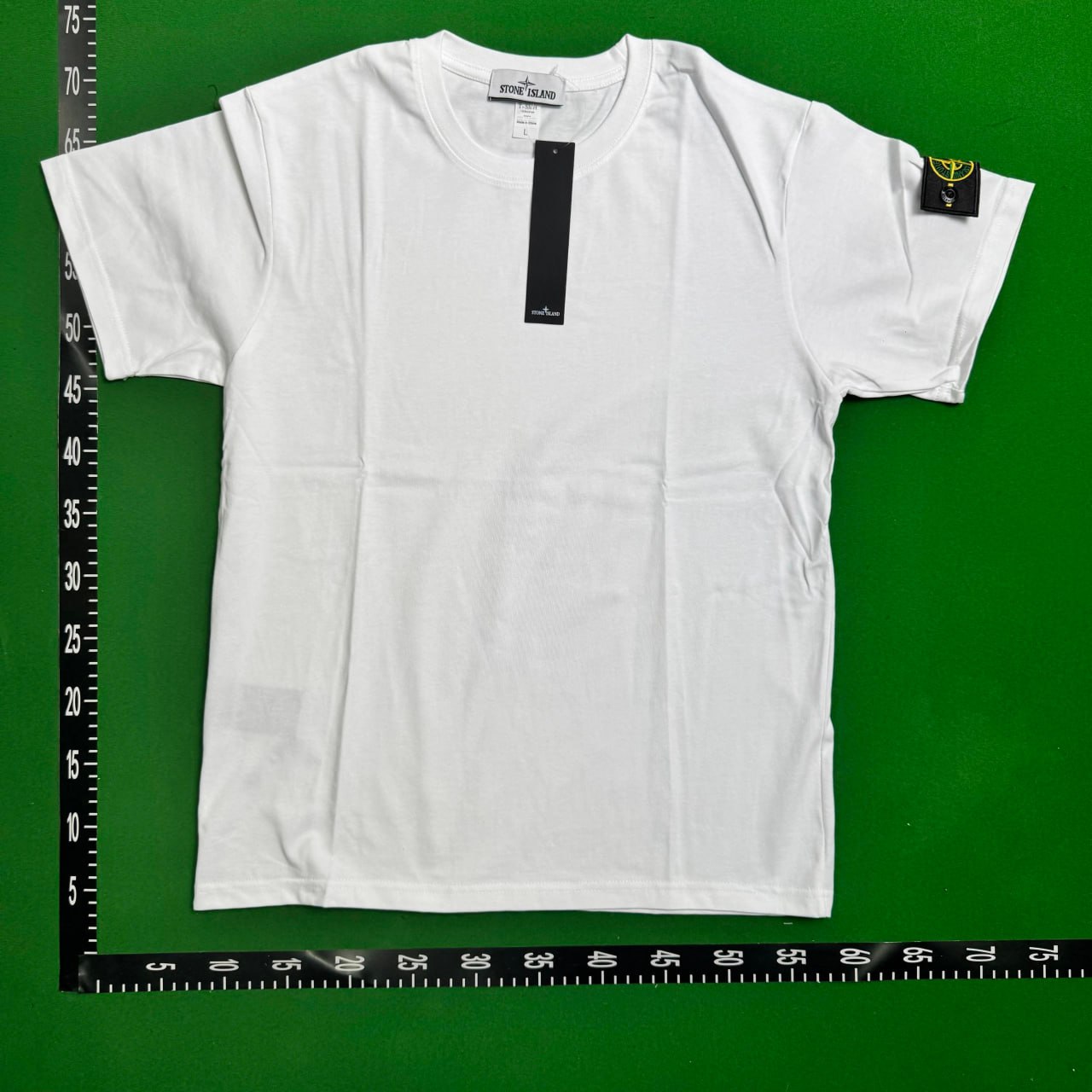 Stone Island  TEE ( 14 + styles)