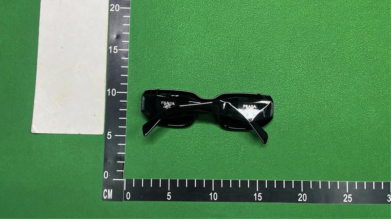  PRADA sunglasses