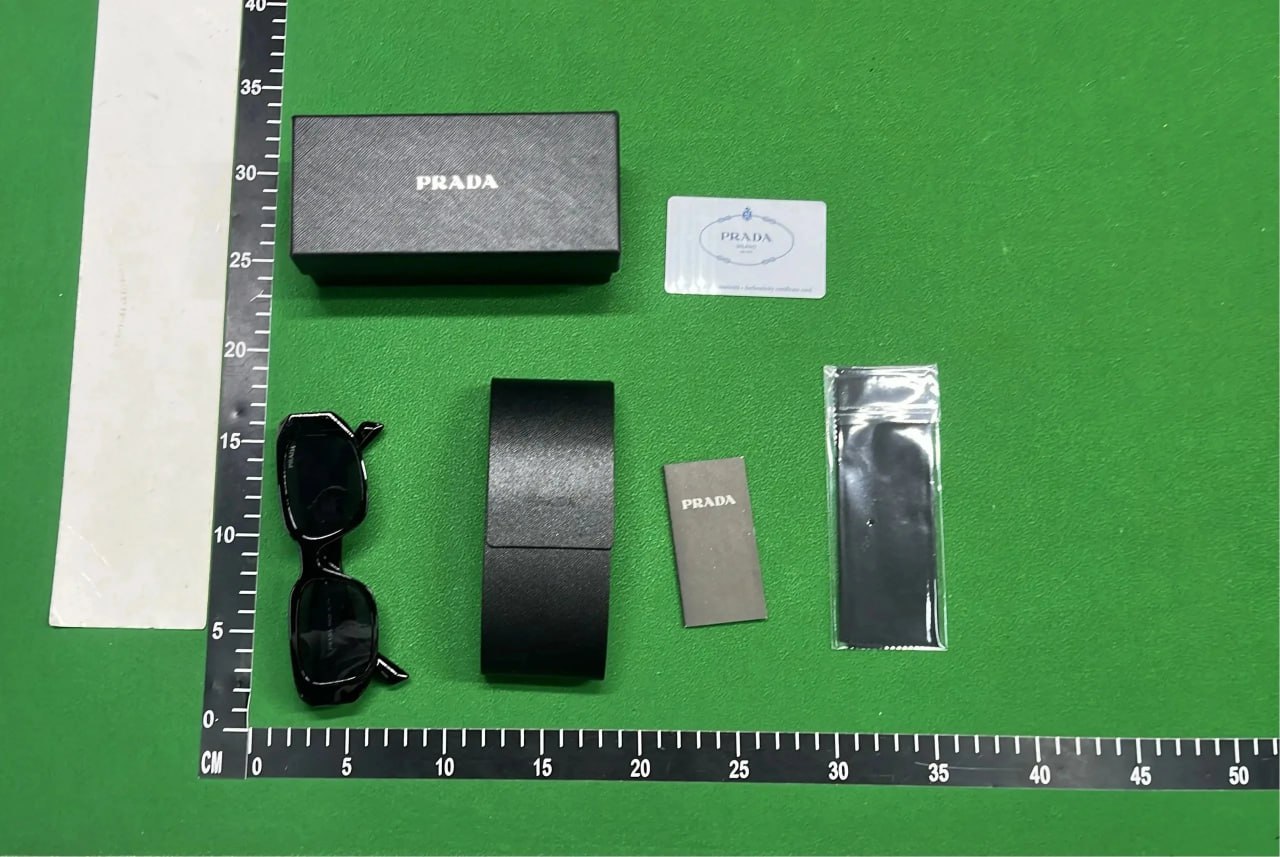  PRADA sunglasses