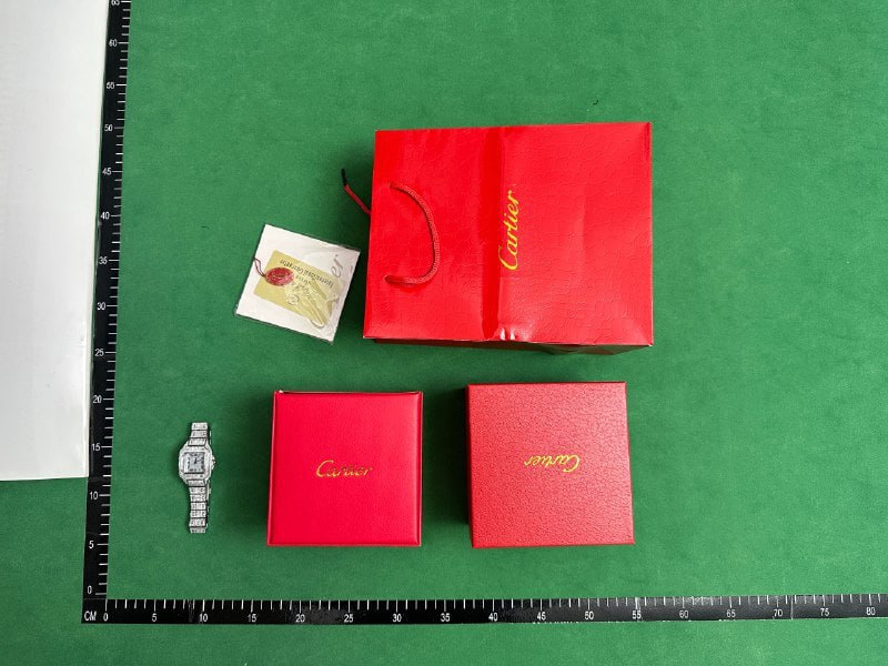  Cartier Watch